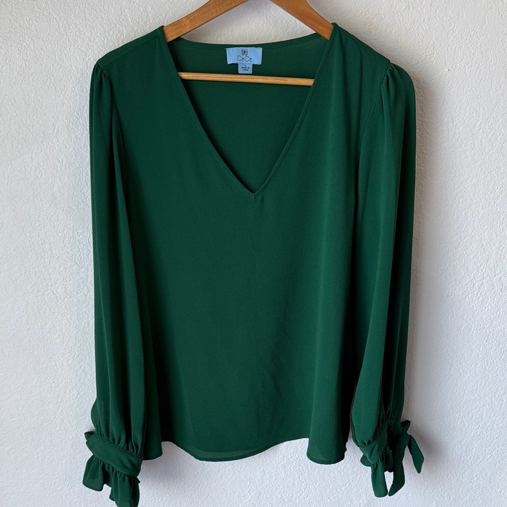 CeCe Flowy‎ Top